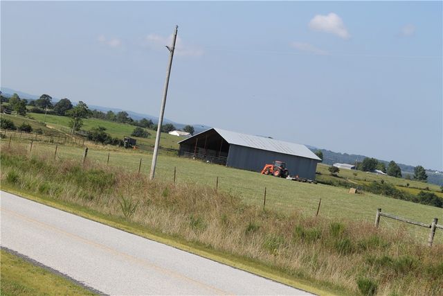 Firetower Road, Compton, AR 72624