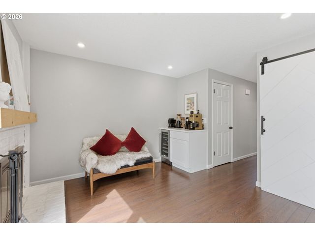 13162 Sw 17TH St, Beaverton, OR 97008