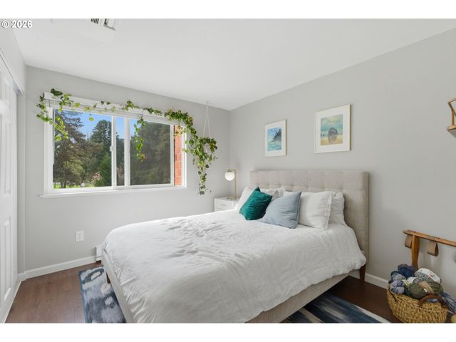 13162 Sw 17TH St, Beaverton, OR 97008