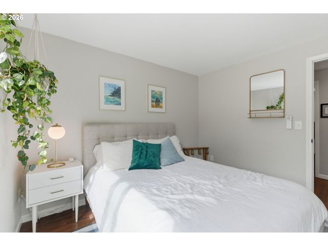 13162 Sw 17TH St, Beaverton, OR 97008