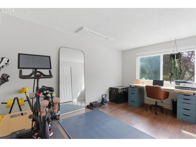 13162 Sw 17TH St, Beaverton, OR 97008