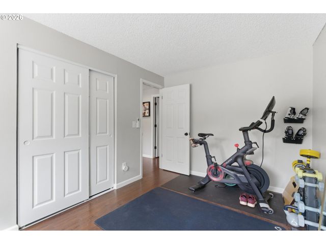 13162 Sw 17TH St, Beaverton, OR 97008