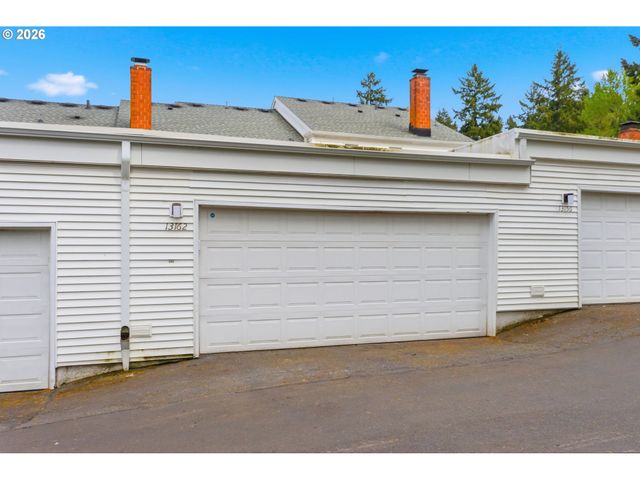 13162 Sw 17TH St, Beaverton, OR 97008