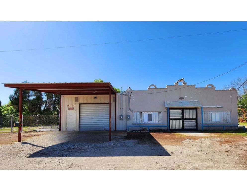 406 E Loop 254, Ranger, TX 76470