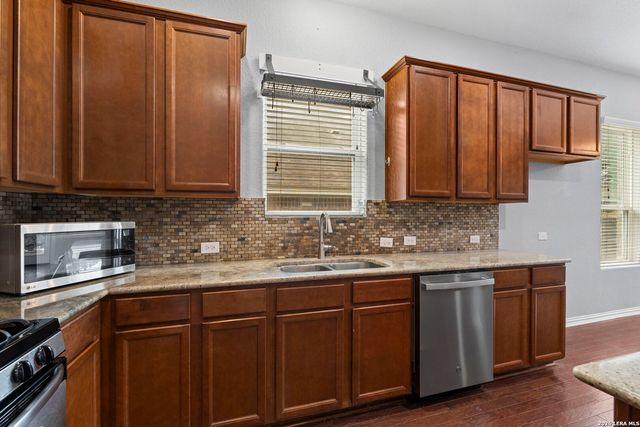 24751 Buck Crk, San Antonio, TX 78255