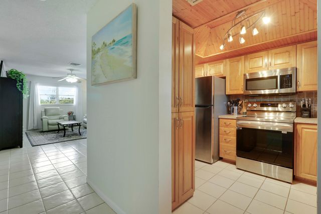 400 Fern Street 1c, Jupiter, FL 33458