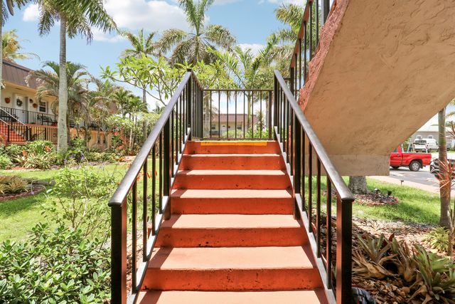 400 Fern Street 1c, Jupiter, FL 33458