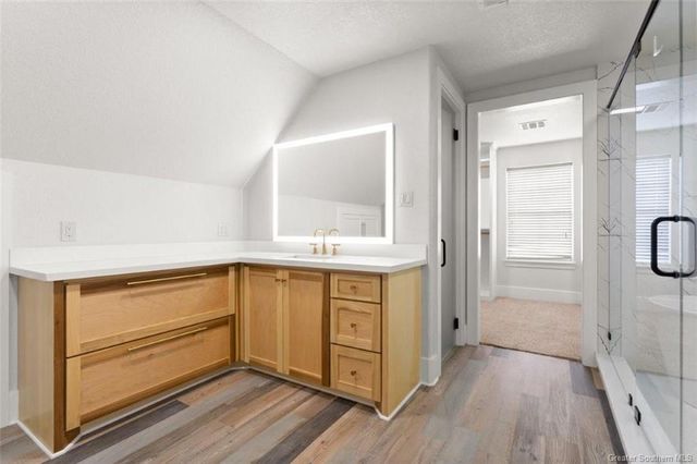 2215 Longue Vue Drive, Lake Charles, LA 70605