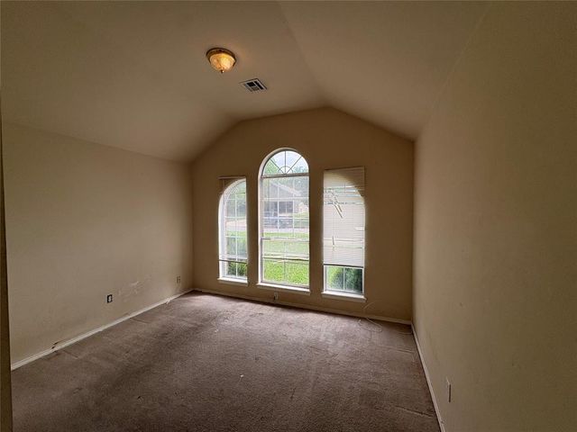 2631 Silvertree Drive, Oklahoma City, OK 73120