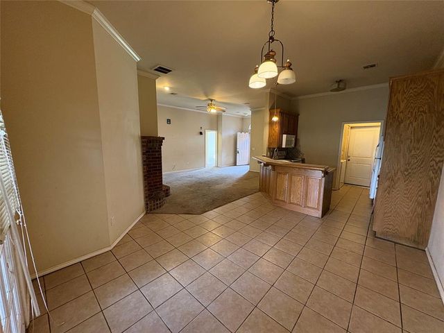 2631 Silvertree Drive, Oklahoma City, OK 73120