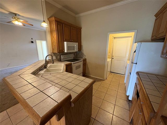 2631 Silvertree Drive, Oklahoma City, OK 73120