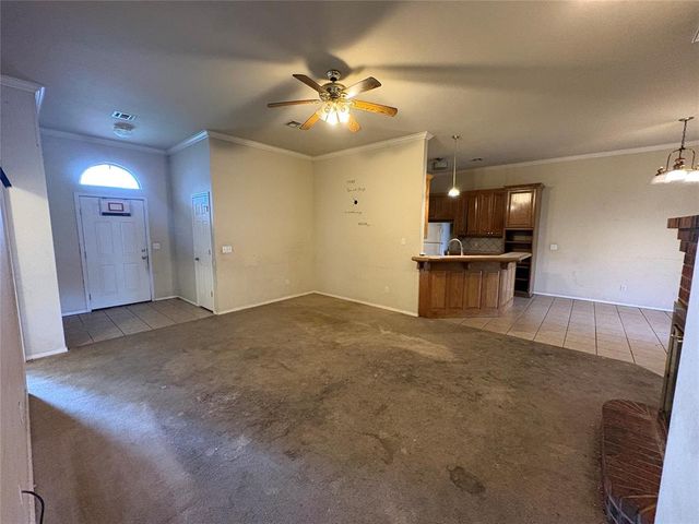 2631 Silvertree Drive, Oklahoma City, OK 73120