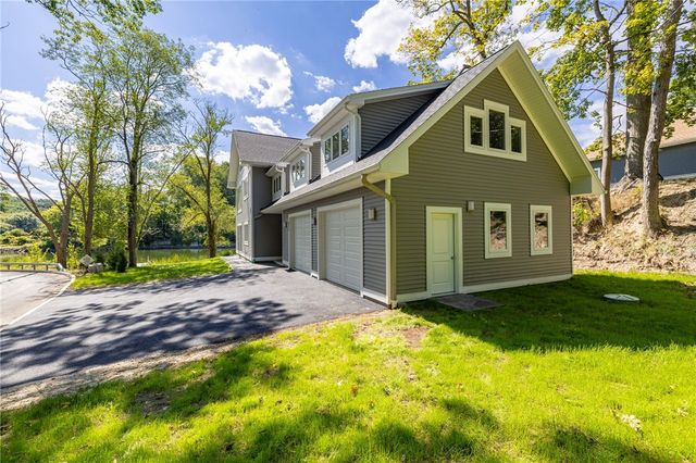 673 Seneca Road, Irondequoit, NY 14622