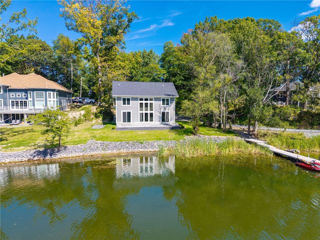 673 Seneca Road, Irondequoit, NY 14622