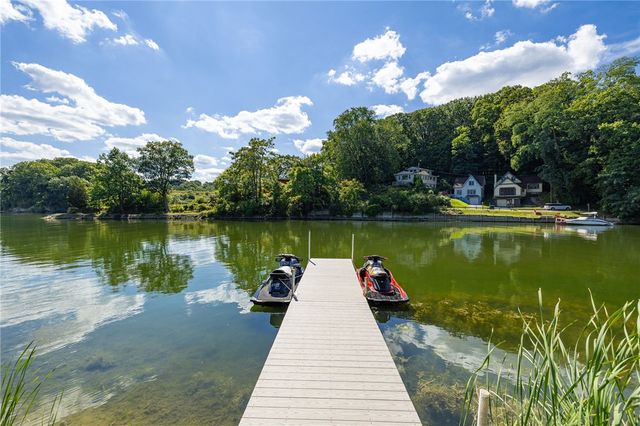 673 Seneca Road, Irondequoit, NY 14622