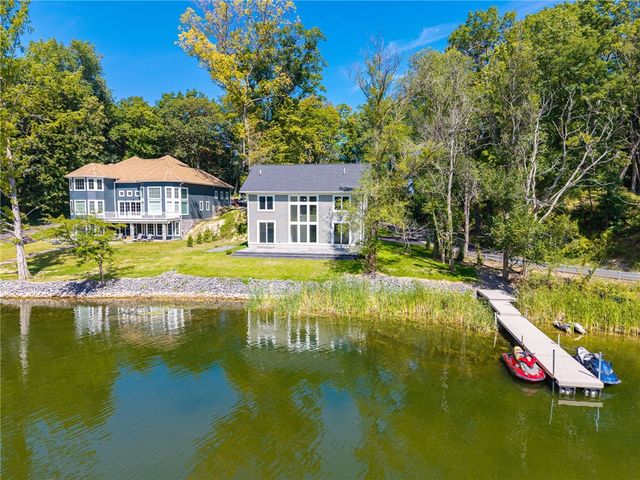 673 Seneca Road, Irondequoit, NY 14622