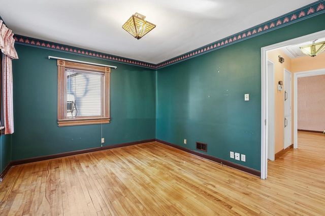 908 GREEN AVENUE, Stevens Point, WI 54481