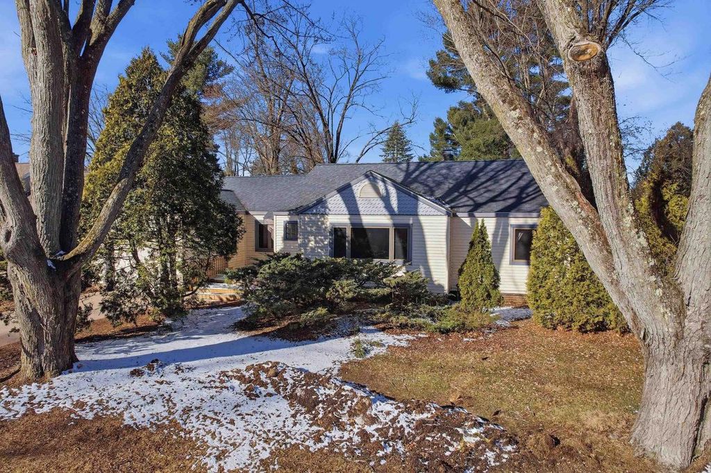 908 GREEN AVENUE, Stevens Point, WI 54481