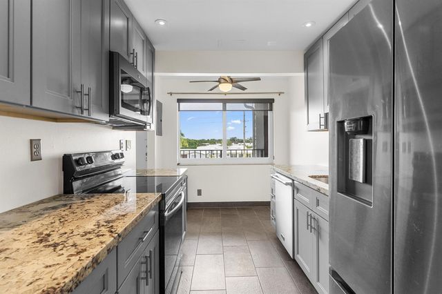 8105 NW 61st Street A307, Tamarac, FL 33321