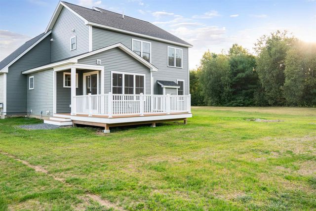 427 Mountain View Road, Williston, VT 05495