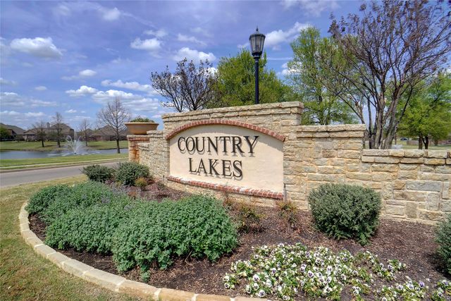 5908 Creekway Drive, Denton, TX 76226