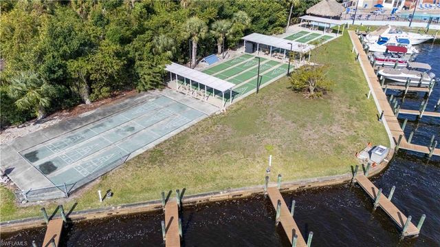 5655 Captain John Smith LOOP, North Fort Myers, FL 33917