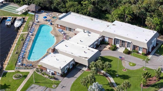 5655 Captain John Smith LOOP, North Fort Myers, FL 33917