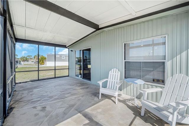 5655 Captain John Smith LOOP, North Fort Myers, FL 33917