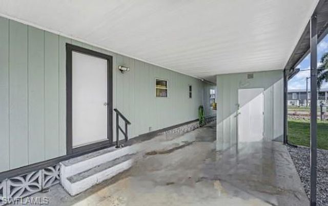 5655 Captain John Smith LOOP, North Fort Myers, FL 33917