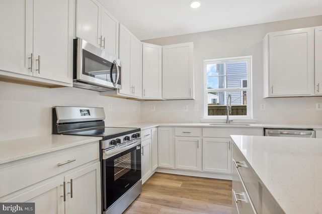 807 HILLSIDE AVE, Edgewater, MD 21037