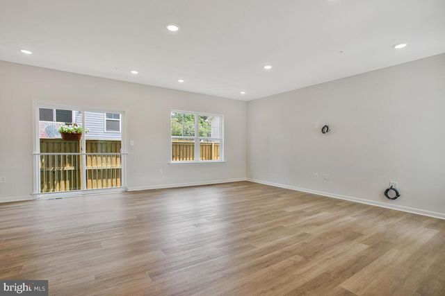 807 HILLSIDE AVE, Edgewater, MD 21037