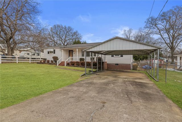 3 Bayne Drive, Greenville, SC 29617