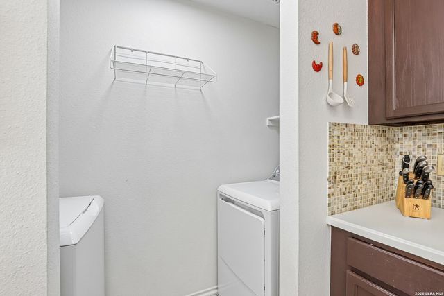 8810 Bridgefield, San Antonio, TX 78240