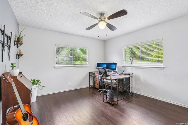 8810 Bridgefield, San Antonio, TX 78240