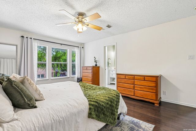 8810 Bridgefield, San Antonio, TX 78240