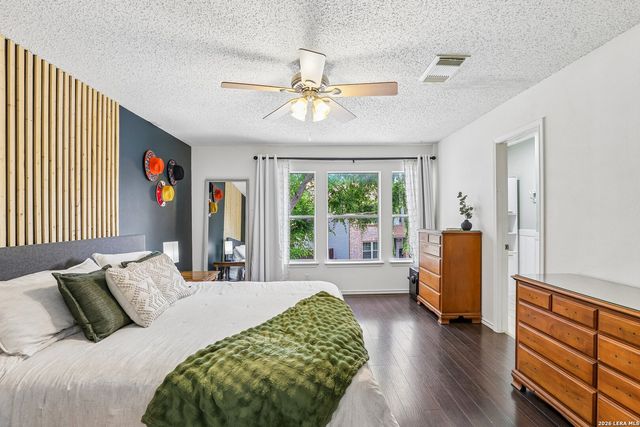 8810 Bridgefield, San Antonio, TX 78240
