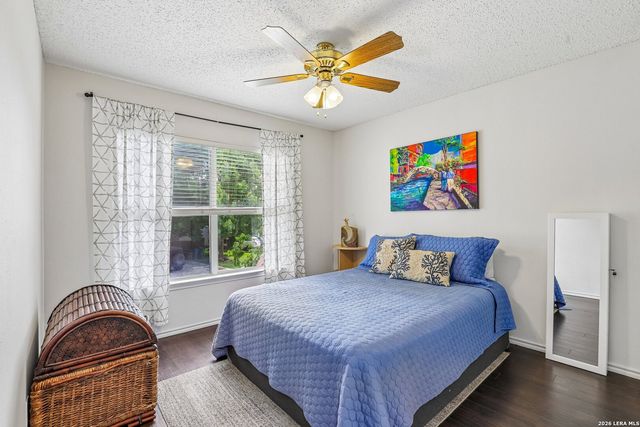 8810 Bridgefield, San Antonio, TX 78240