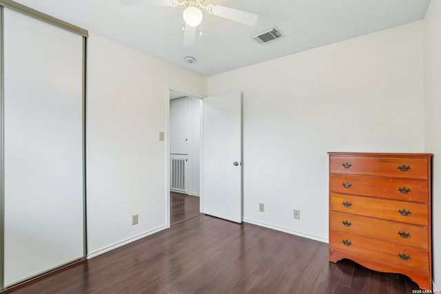 8810 Bridgefield, San Antonio, TX 78240