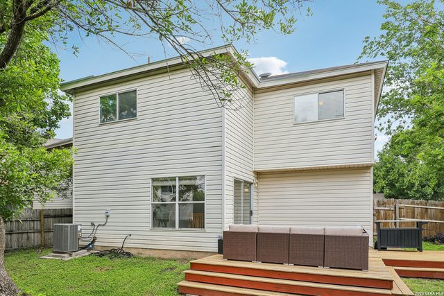 8810 Bridgefield, San Antonio, TX 78240