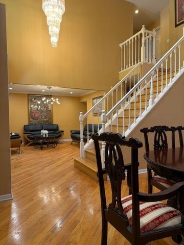 1410 Margate Drive, Buffalo Grove, IL 60089
