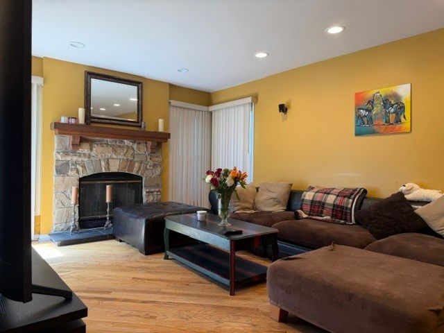 1410 Margate Drive, Buffalo Grove, IL 60089