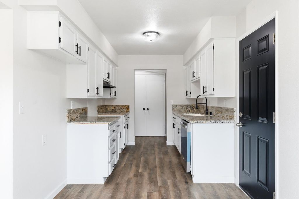 Image 10 of property listing at 4200 Katella Drive, Denair, CA 95316