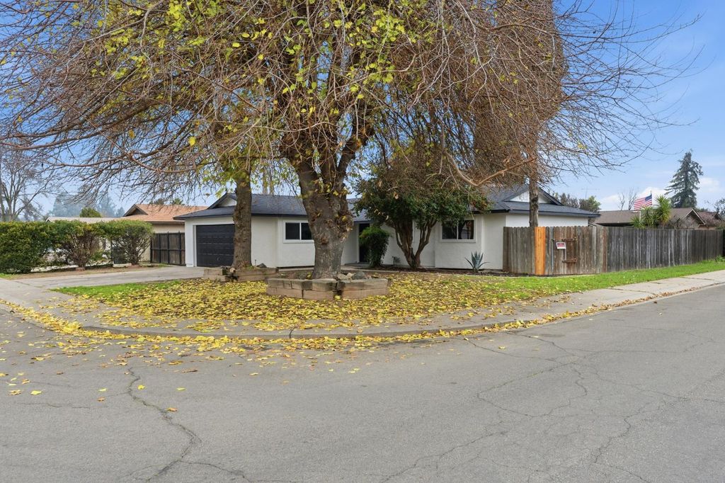 Image 4 of property listing at 4200 Katella Drive, Denair, CA 95316