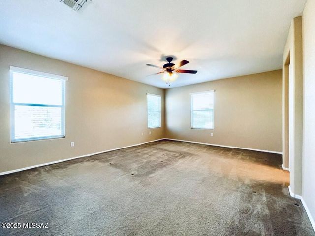 2736 N Neruda Lane, Tucson, AZ 85712