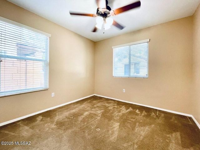 2736 N Neruda Lane, Tucson, AZ 85712
