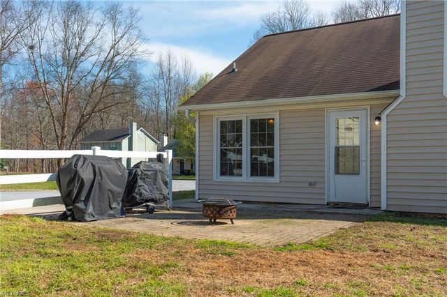 6300 Ridge Haven Road, Greensboro, NC 27410