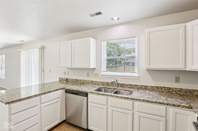 373 Austin Drive, Avon, IN 46123