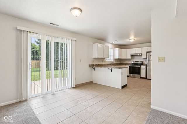 373 Austin Drive, Avon, IN 46123