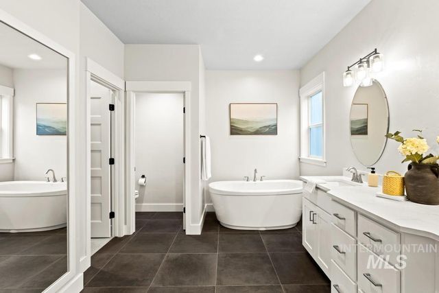 18280 N Tulip Ave, Nampa, ID 83687