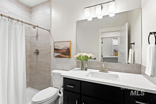 18280 N Tulip Ave, Nampa, ID 83687